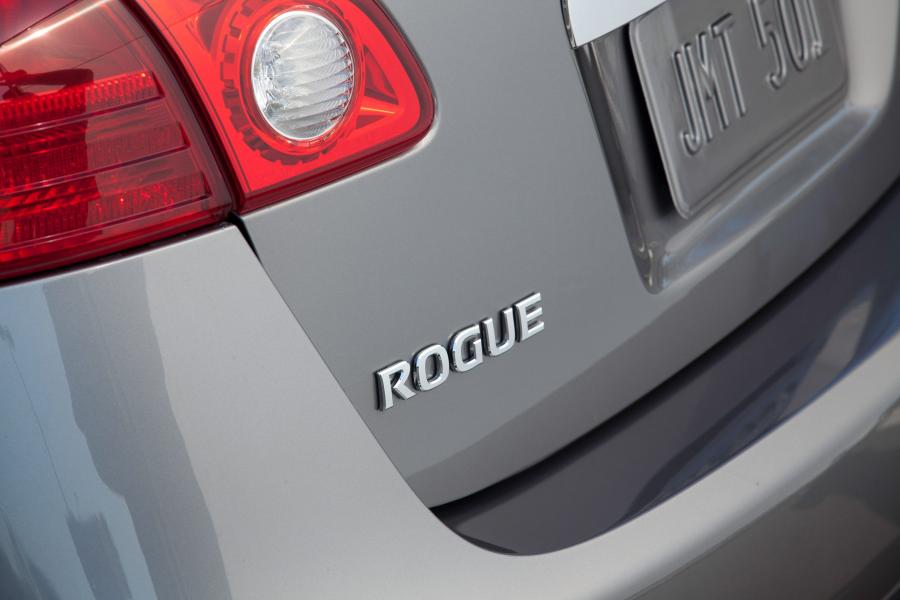  Nissan Rogue 2011 года  (US) (фото 8 из 69)